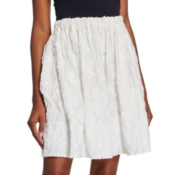 Vince Dresses & Skirts - VINCE Floral Jacquard Gathered Skirt